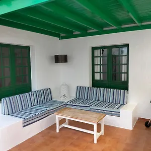 Amura En Playa De Cucharas Apartamento Costa Teguise